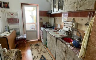 LIDL Nicolina Apartament 2 Camere Decomandat Bloc 1983 - Poză 4