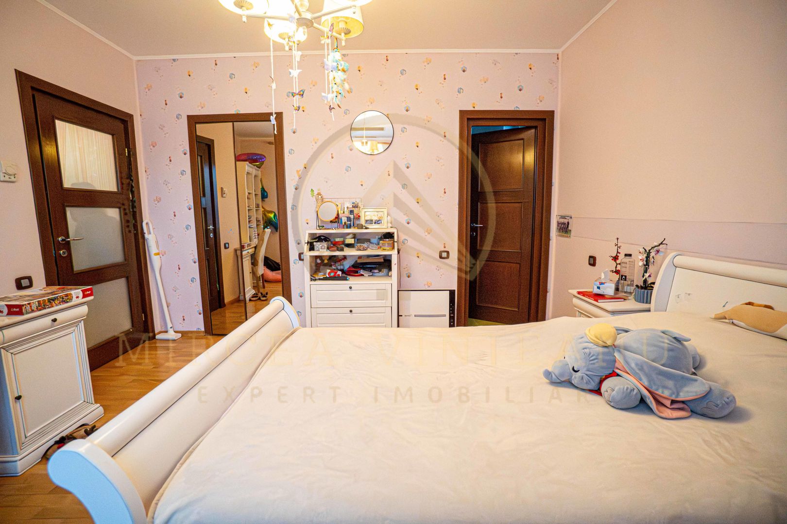 DACIA - Vila D+P+1E+M, teren 780 mp, deschidere 24 ml. - Poză 77