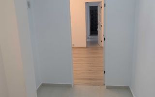 Apartament 3 camere – Alexandru cel Bun (Rond Zimbru) RENOVAT COMPLET - Poză 3