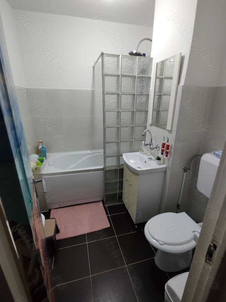 Vand apartament 3 camere, bloc BCA, Micro 16,Satu Mare - Poză 4