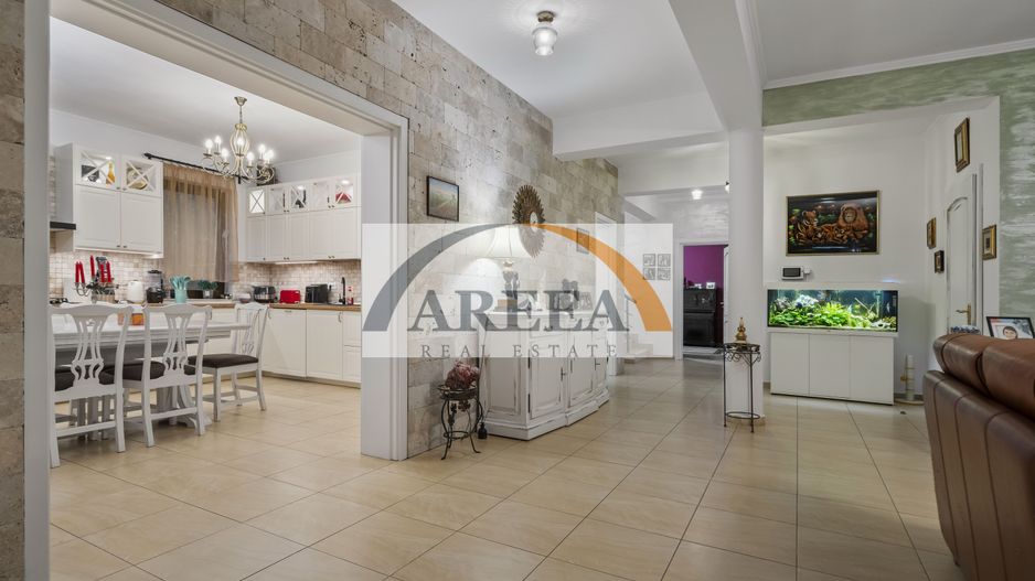 Vilă de închiriat în Pipera – Drumul Negru, ideal familie, curte mare - Poză 9