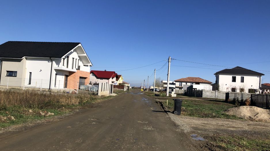 TEREN STR SALVIEI-CALEA URSENI - Poză 1