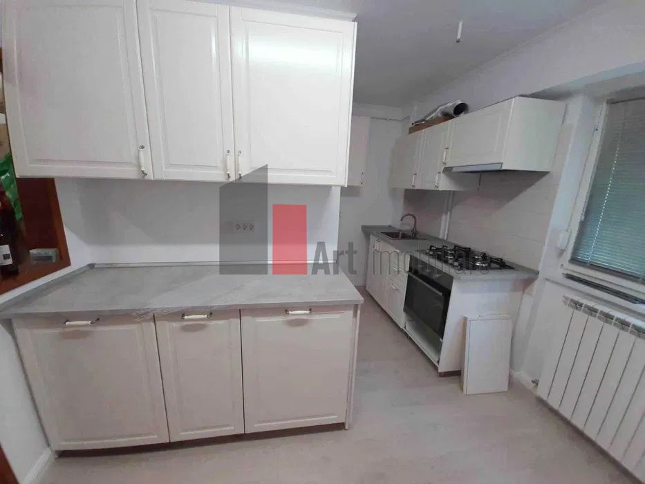 3 camere Panduri hol H - Poză 5