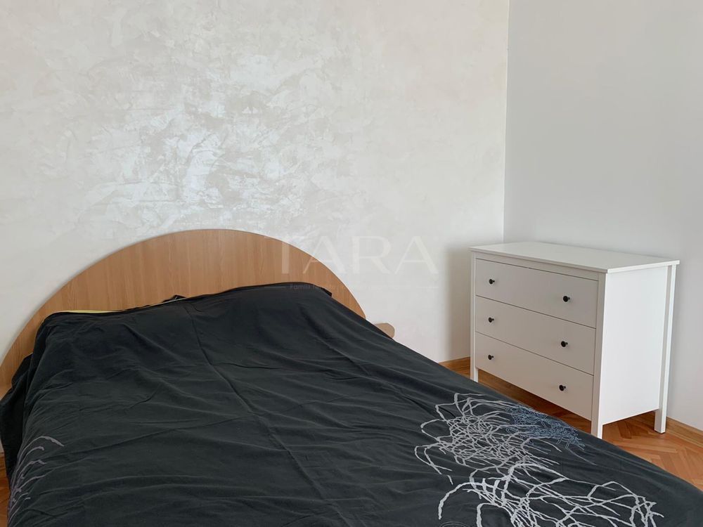 Apartament cu 2 camere, etaj 1, zona Centrală. - Poză 6