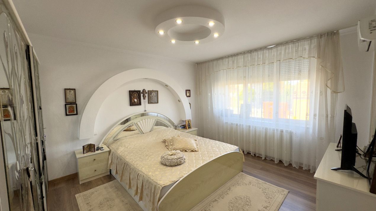 Casă 5 camere P+1 Teren 1010 mp Str. Agoșton - Carei - Comision 0% - Poză 7