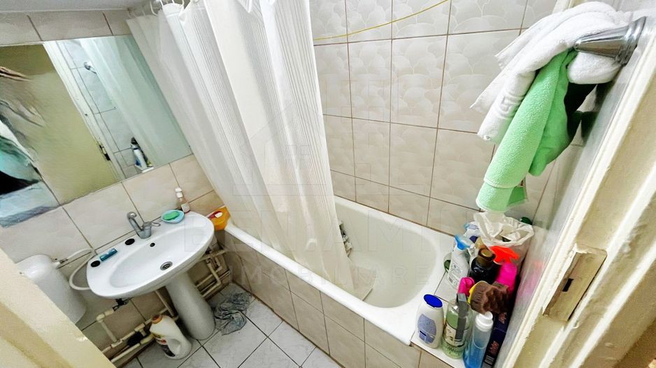 2 Decomandate-Parter+Demisol+Boxa-Ultracentral-Ramada-57mp-Liber - Poză 4
