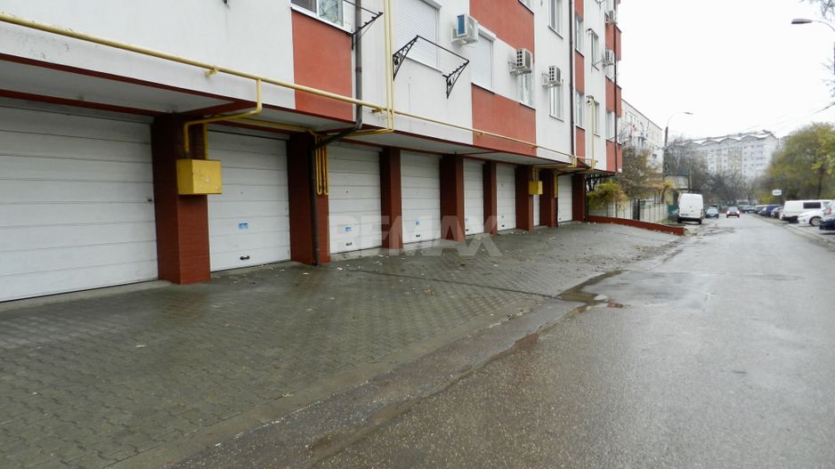 Apartament cu două dormitoare și living comasat cu bucătărie - Poză 15
