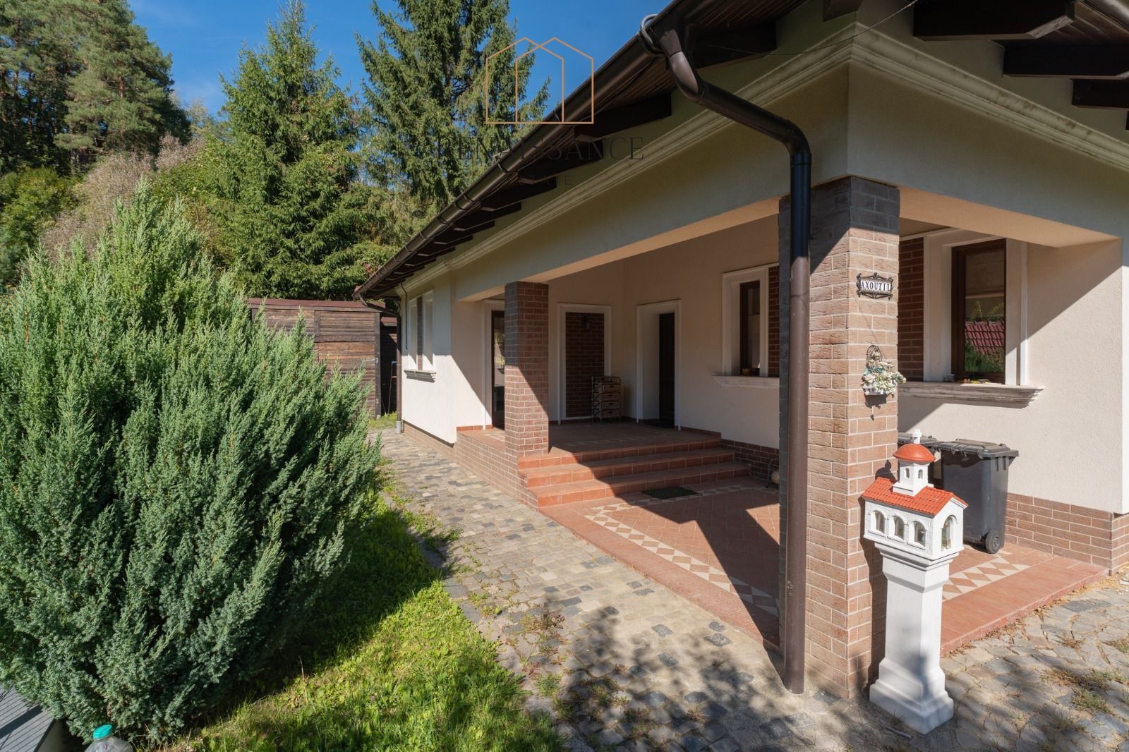 Cabana de Vis in Poiana Marului | Aproape de Lac | 817 mp Teren - Poză 2