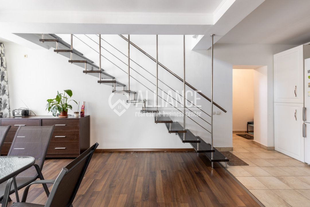 Mamaia Nord - Duplex 5 camere in Vila mobilat,utilat-Constanta - Poză 6