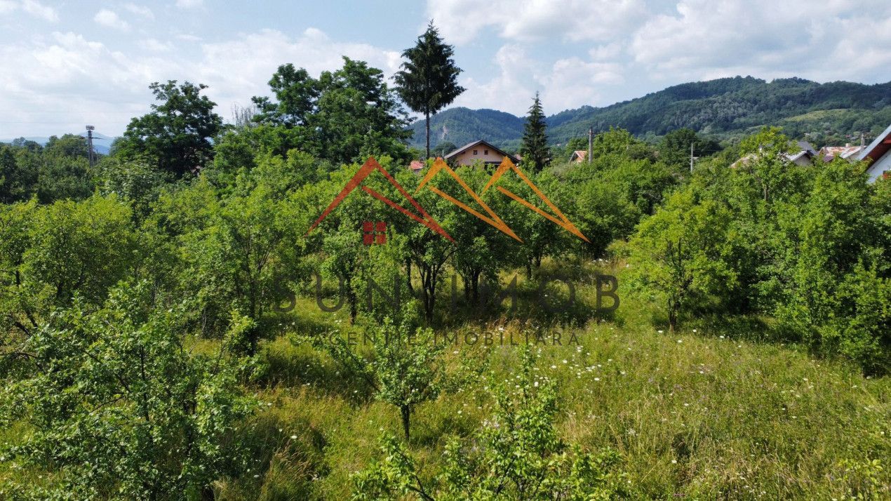 Teren intravilan 1919 mp, central, plat, dreptunghic, Cornu, Prahova - Poză 3