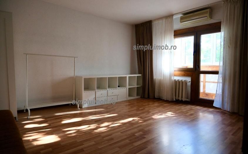 Garsoniera Metrou Brancoveanu 8 min Parc Oraselul Copiilor - Poză 2