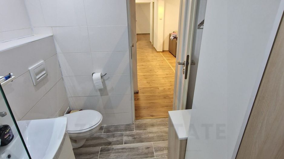 Apartament 3 camere 2 bai 66mp + pivnita Terezian - Poză 17