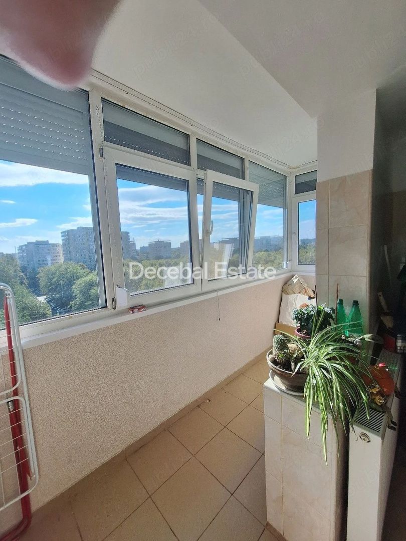 Apartament 2 camere Titan 58 mp etaj 8/10 1978 - Poză 8