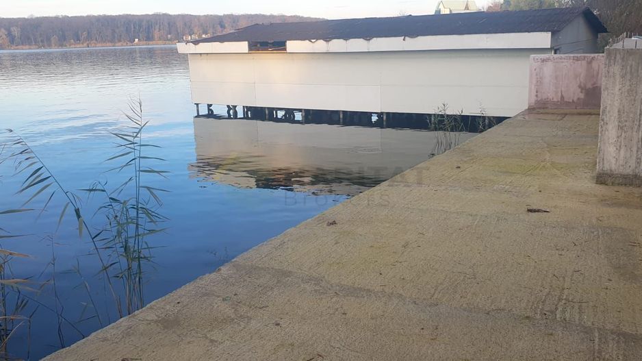 Vilă Spațioasă cu Vedere Superbă la Lac – Ghermănești Confort, Eleganță și Intim - Poză 6