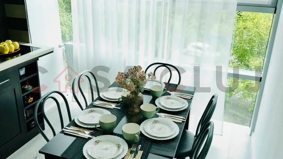 3 camere , etaj intermediar, Piața 1 mai! - Poză 3