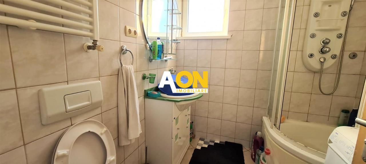 Casa pentru 2 familii, 7 Camere, 2 Garaje, 1500MP Teren - Poză 11