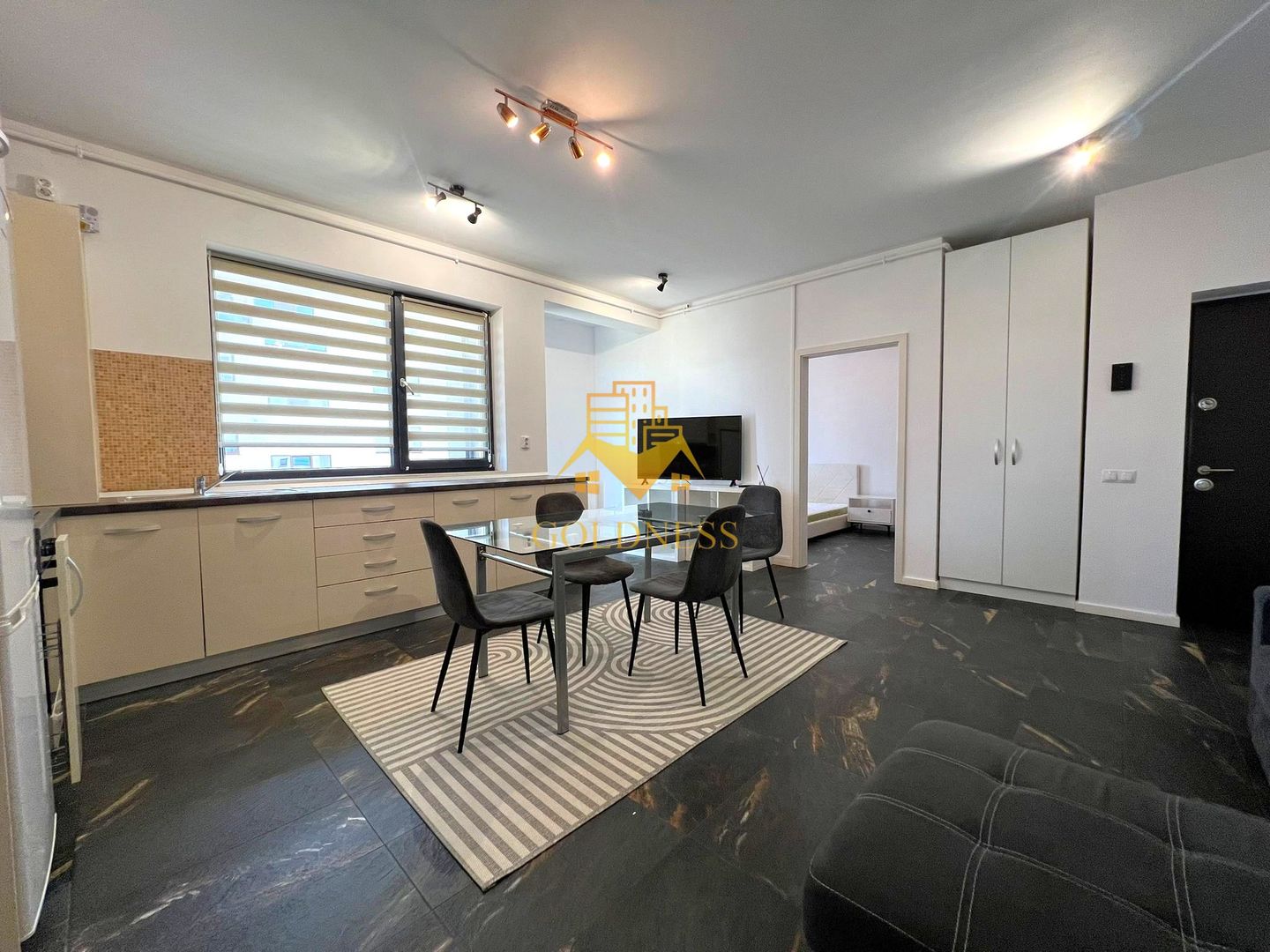 3 camere, 2 Parcari, boxa, Buna Ziua, Grand Hotel Italia, Trifoiului - Poză 4