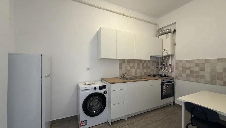 GARSONIERA- BRANCOVEANU, CENTRALA PROPRIE, BLOC NOU, METROU 10 MIN - Poză 4
