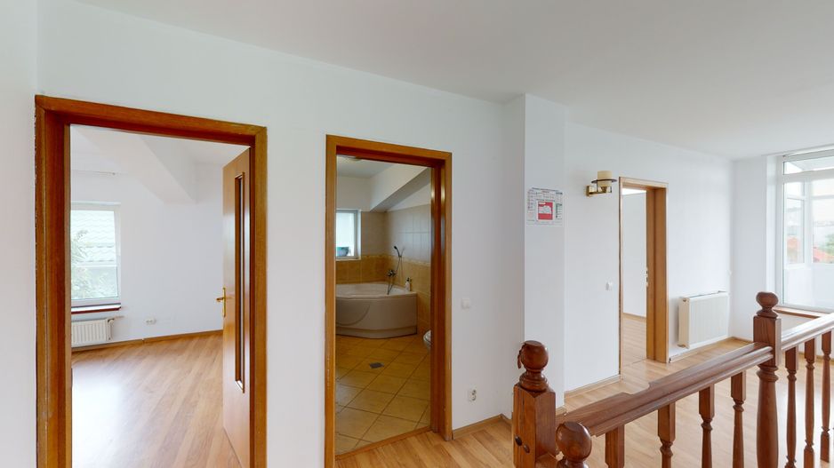 Vila individuala 7 camere | ideala birouri - Poză 4