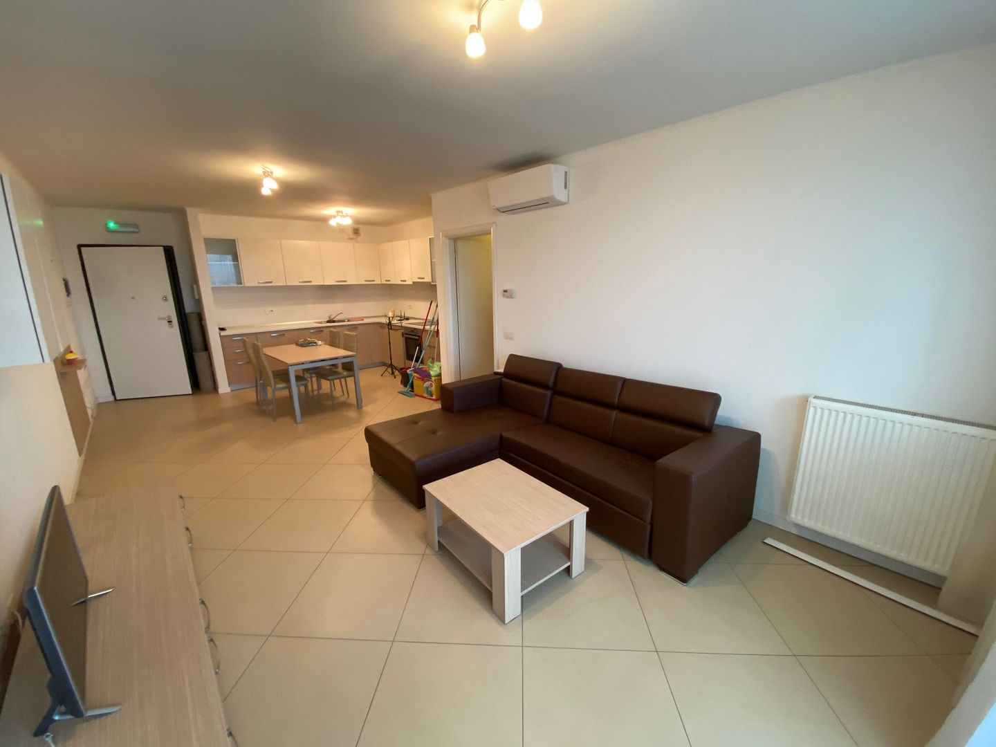 Apartament cu 3 camere   în zona Ultracentral - Poză 3