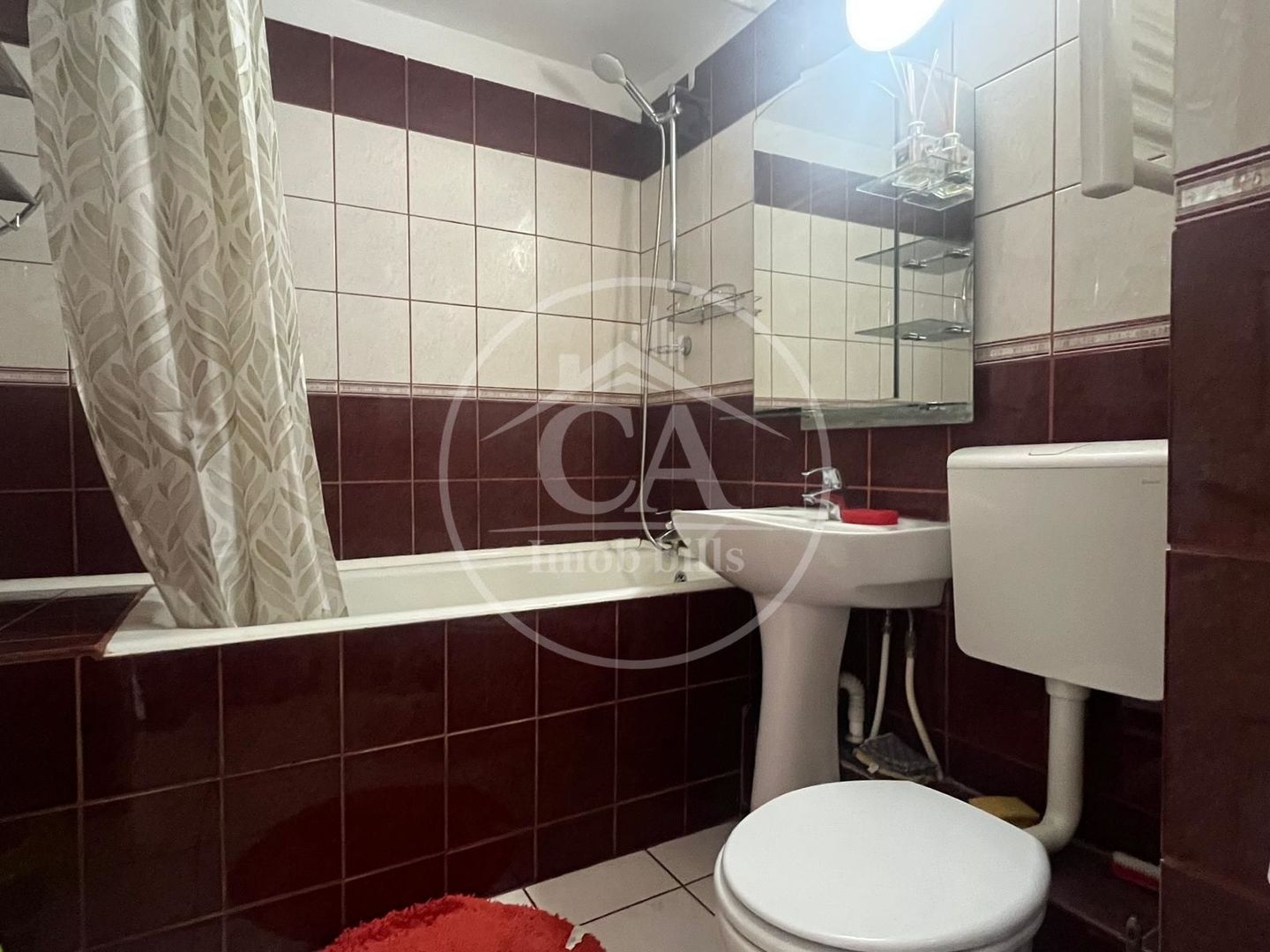Apartament de închiriat cu 3 camere în zona Nufărul, Oradea - Poză 3