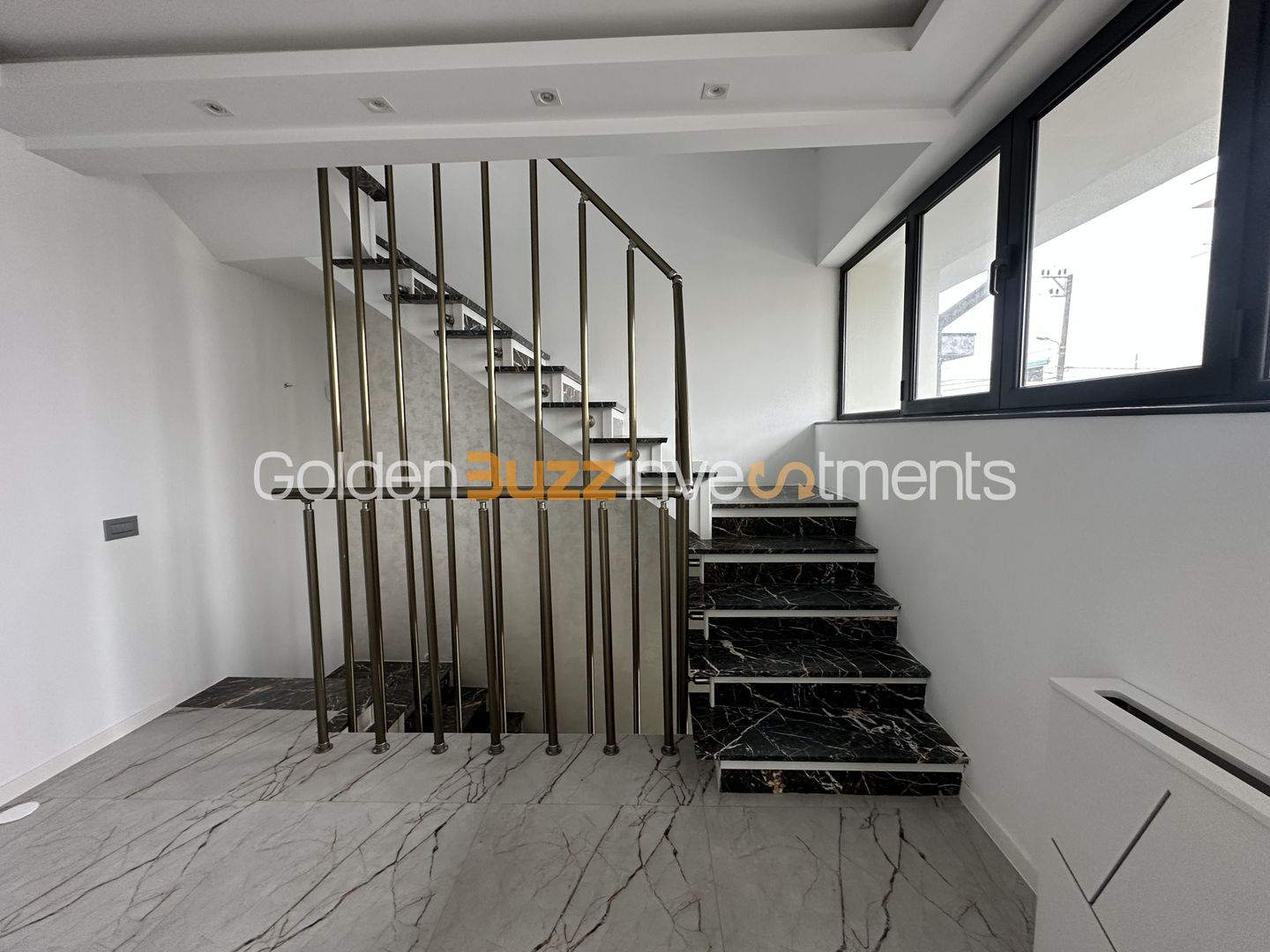 VIla S+P+1+M | Teren de 1000mp | Lift Interior | Finisata Complet - Poză 17