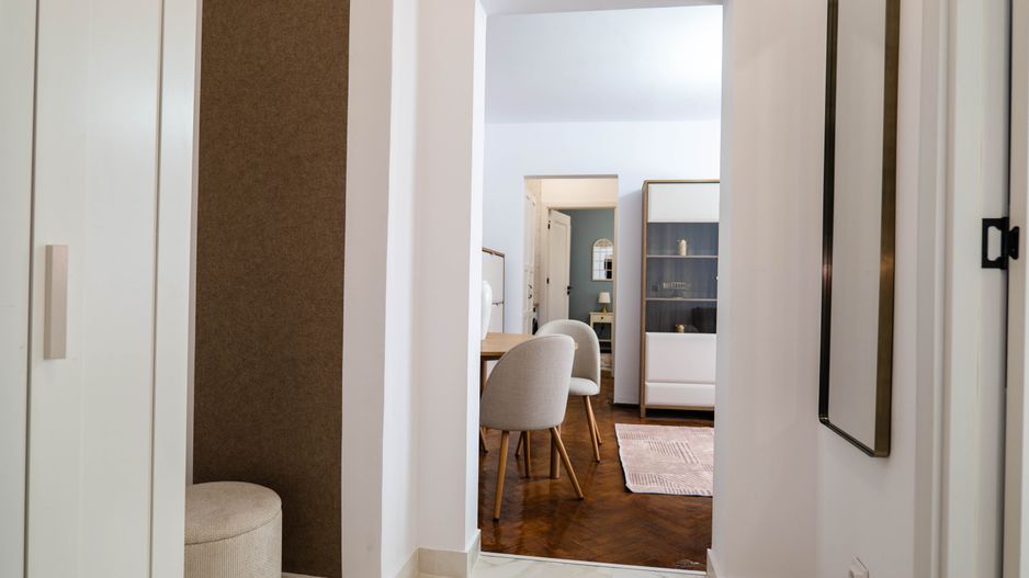 Vanzare apartament 2 camere, complet renovat, Metrou si Parc Bazilescu - Poză 5