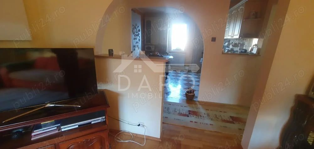 Vând apartament modern, intretinut - Poză 3