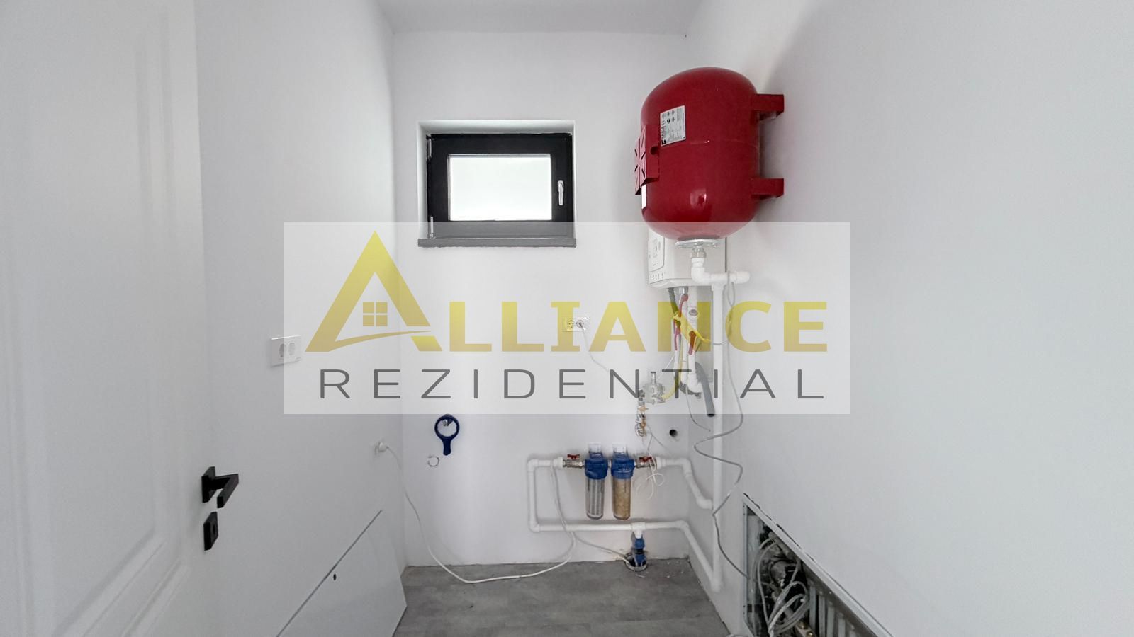 Casa Individuala - 4 camere - 2 bai - 550mp teren - Poză 5