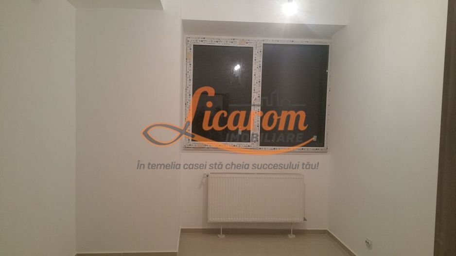 Spatiu de birou Centrul Civic  str Mihail Kogalniceanu pret 600 euro - Poză 4
