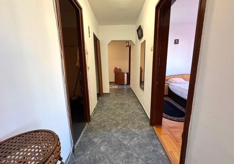 AP. 2 CAMERE 1 MAI, BUCATARIE INCHISA, METROU 5 MINUTE, REABILITAT - Poză 6