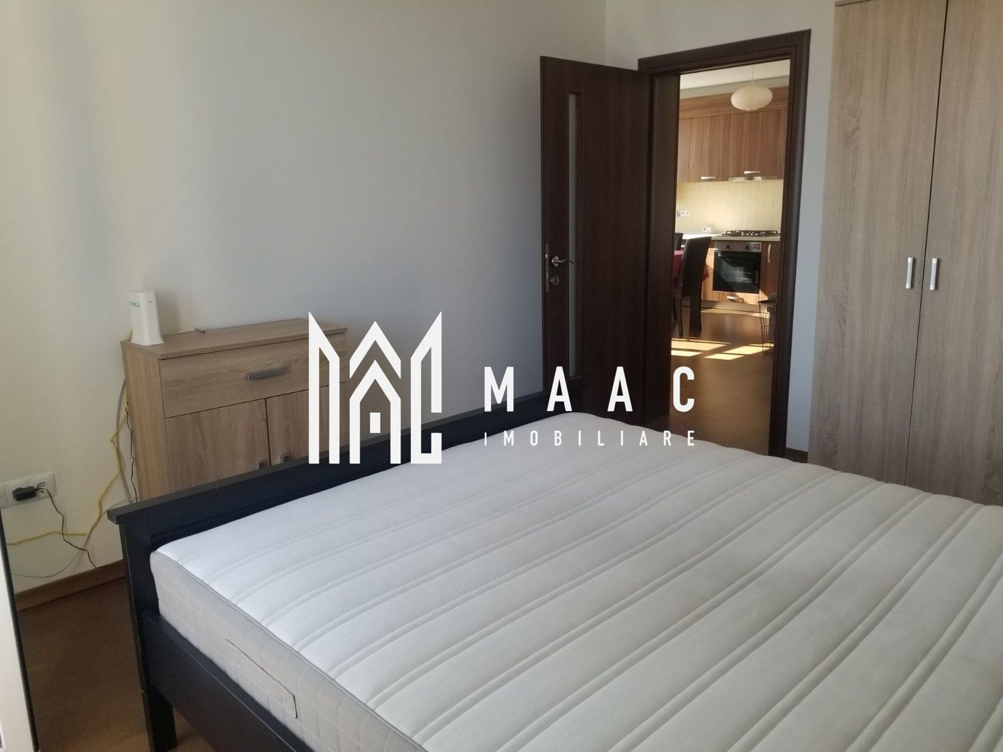 Apartament 3 Camere | 59 MP | Decomandat | 2 Balcoane | Imobil Tip Vilă - Poză 2