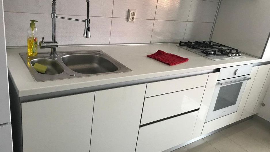 Apartament cu 3 camere de inchiriat - Poză 7