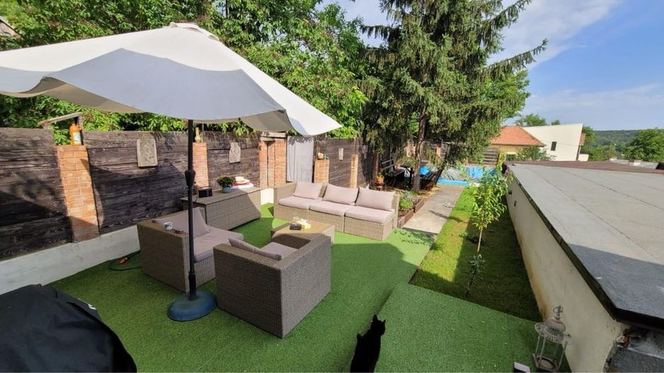 Vilă zona centrală la 750 m de UMF și de Tg. Cucu - Poză 5