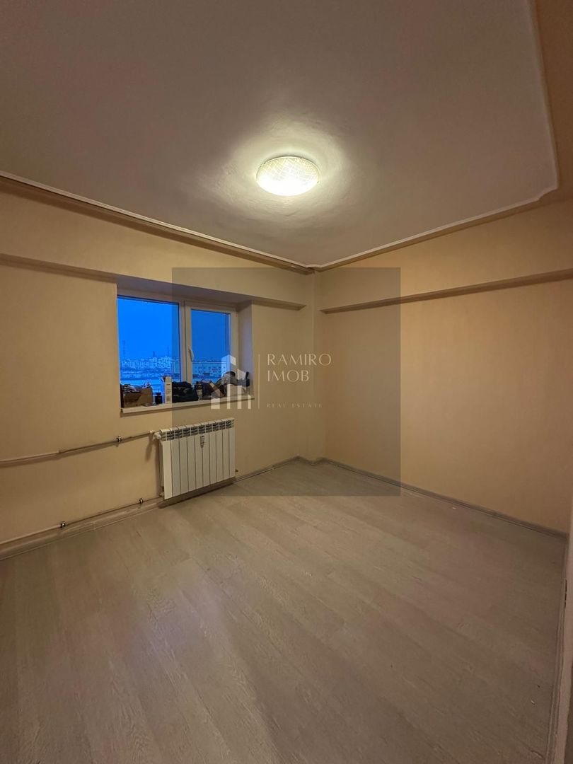3 Camere 70mp - Partial Renovat - Metrou Aparatori la 1 Min - Poză 1