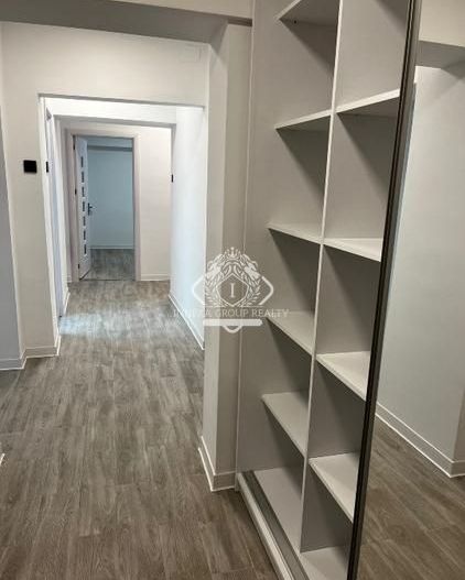 Apartament 4 camere renovat | Unirii - Fântâni | Bloc 1991 | Etaj 1 - Poză 2
