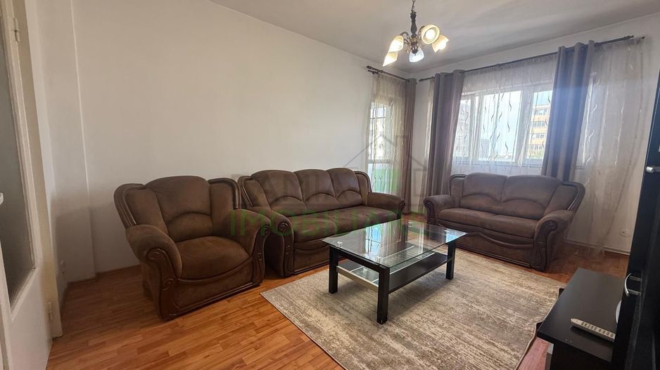 Apartament 3 camere decomandat cu 2 băi în Calea București - Poză 3