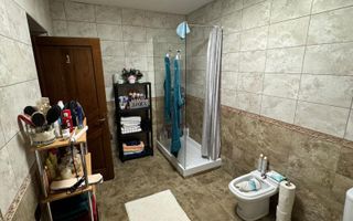 BRASADAS vinde casă individuala în zona 14 Mai. - Poză 5