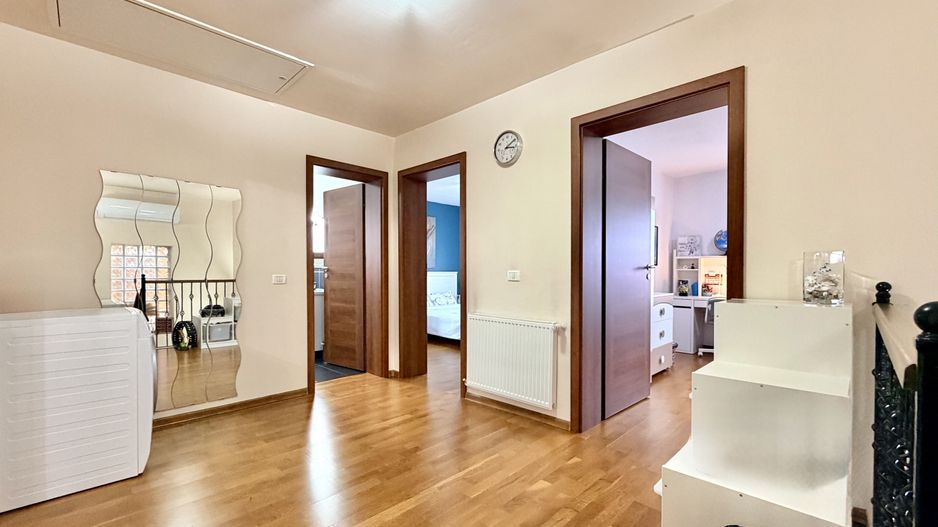 Cămin spațios, luminos și perfect echilibrat,  la 10 minute de centru - Poză 13