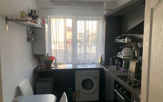 Camera libera in apartament cu 3 camere - PODU ROS - Poză 4