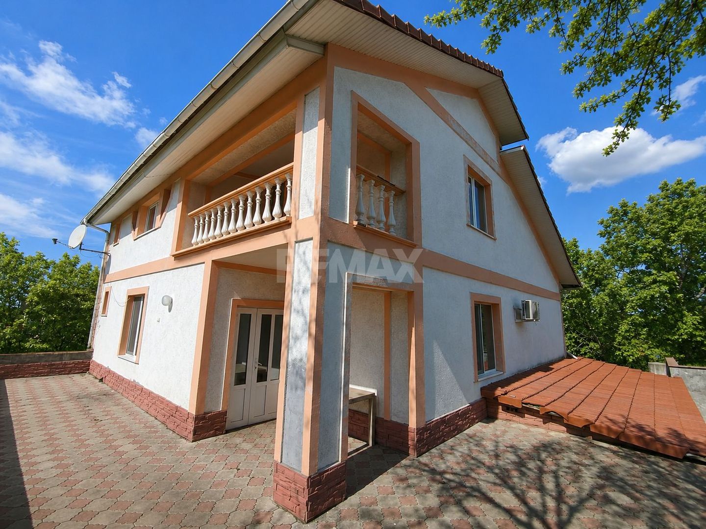 Casă spațioasă cu 2 niveluri | 273 m² Suprafață Totală | 12 ari | 3 dormitoare + living | Anenii Noi – Ruseni - Poză 2