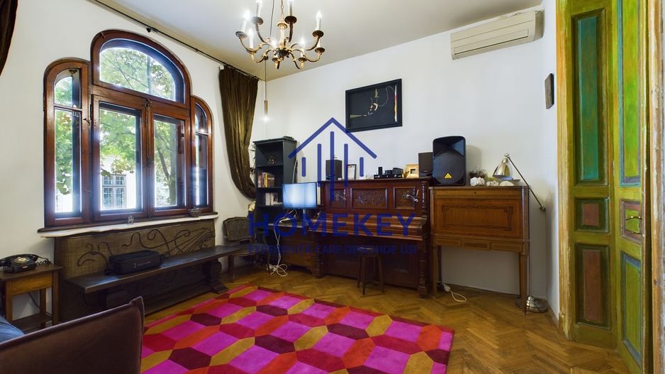 Casa/Vila de Inchiriat cu Terasa- centru - Poză 5