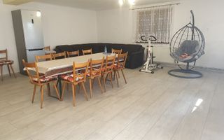 Casă spațioasă de vânzare în comuna Roșia .COMISION 0% - Poză 9