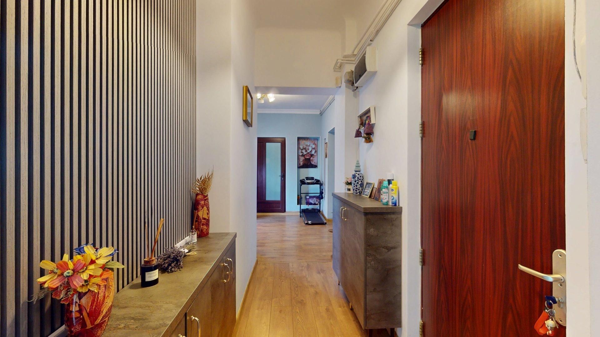 Apartament interbelic cu 3 camere, 124 mp, vis-à-vis de - Poză 13