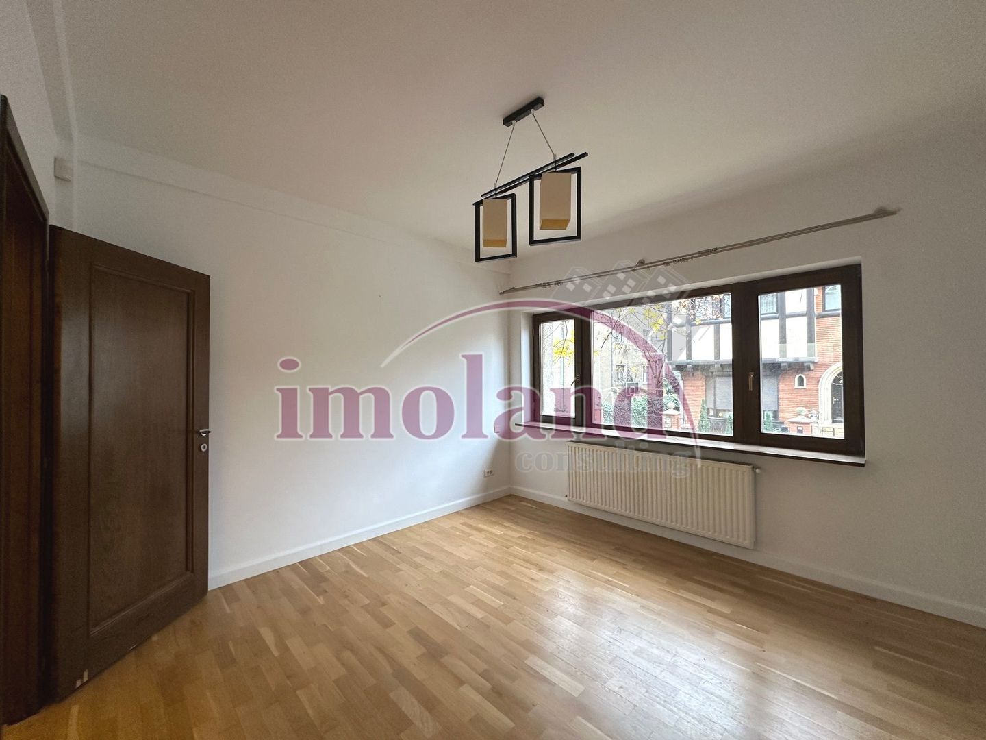 Vanzare Parter Inalt in Vila - Primaverii - Poză 5