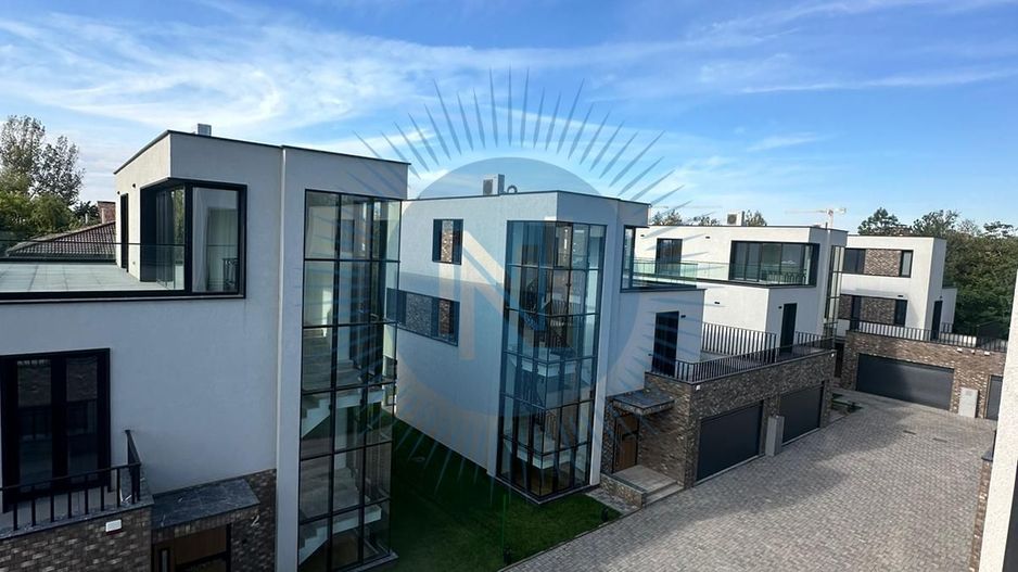 Vila cu 5 camere cu piscina proprie - scoala Americana - Poză 25