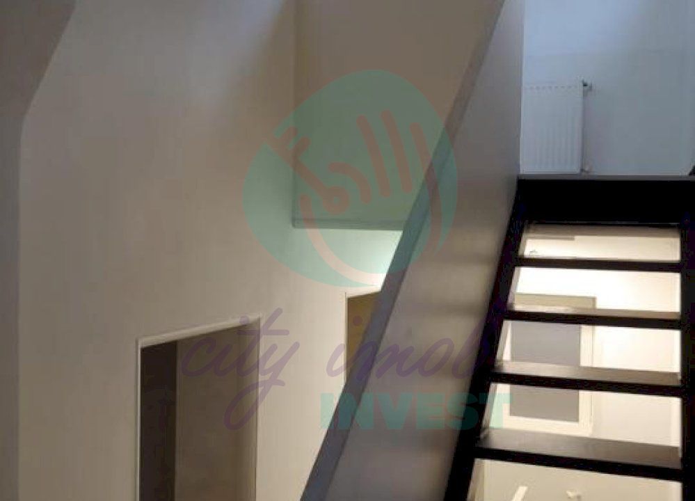 Casa consolidata in anul 2003 - spatiu comercial - Poză 8