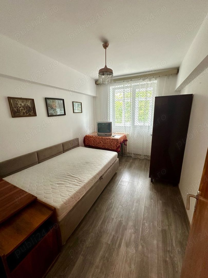 Apartament spatios 3 camere Drumul taberei - Poză 4