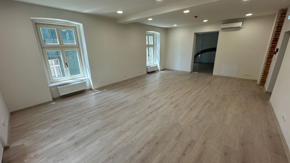 Saptii de birouri Ultracentral suprafețe de la 28 - 940 mp - Poză 42