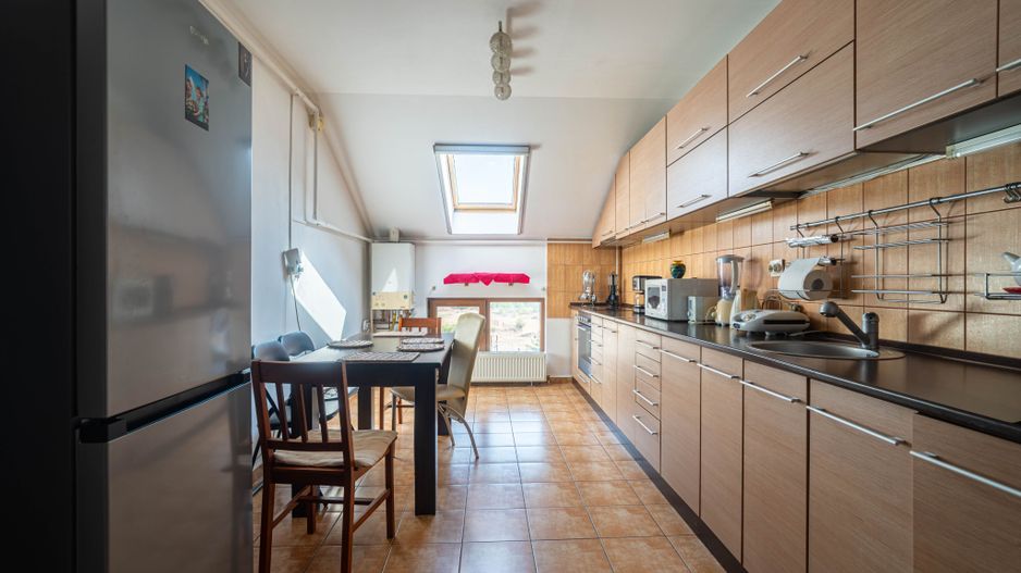 Apartament 2 camere spațios | Bloc 2007 | Parcare & cheltuieli mici - Poză 2